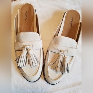 Vionic Reagan Tassel Mule white leather